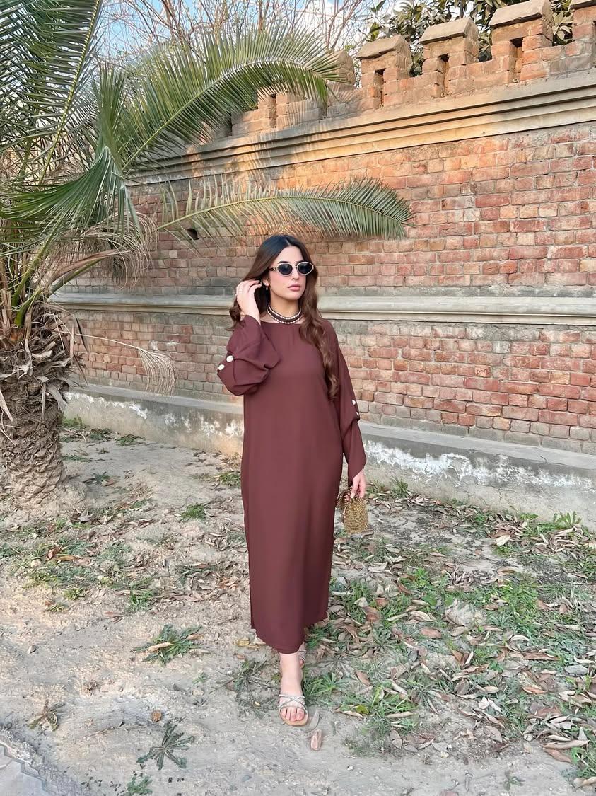 Manahils Stitched Brown Pearls