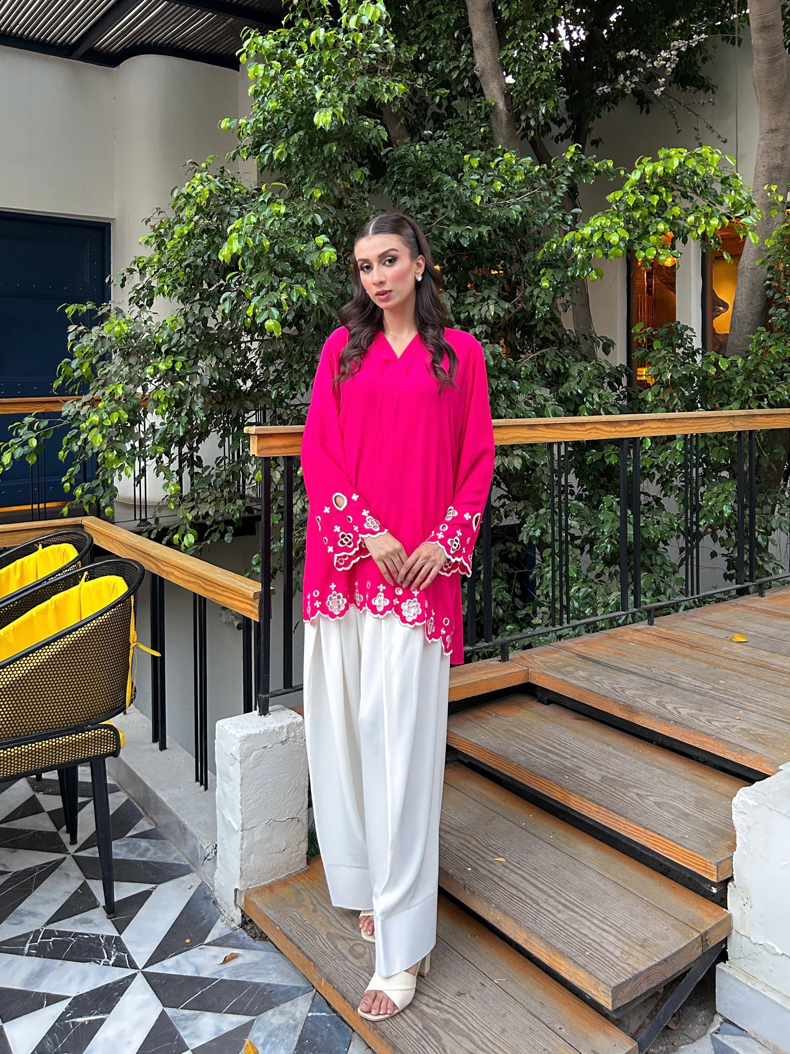 Manahils Stitched Pink Flair