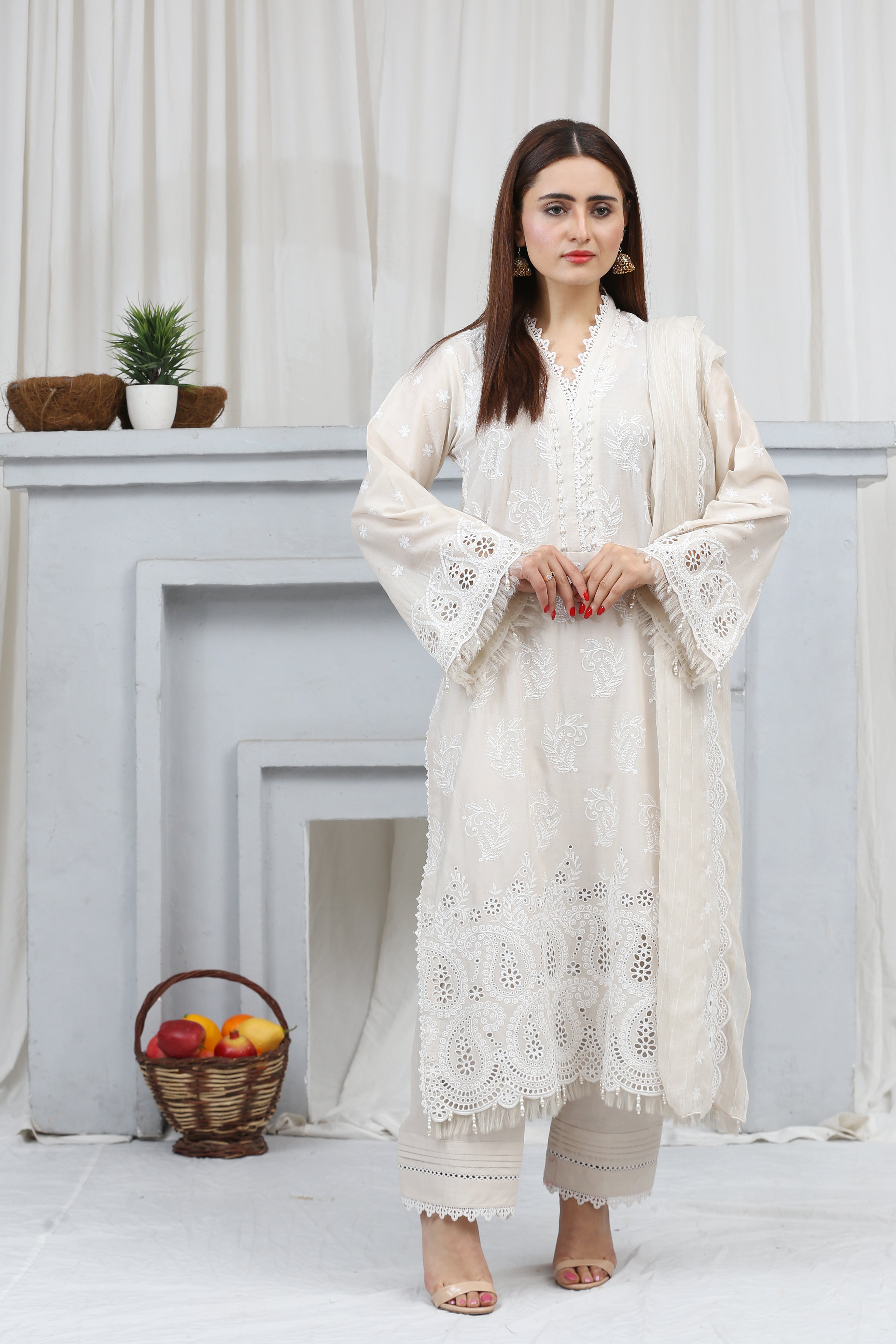 Zeenat By Gulposh Unstitched 3 Piece Lawn Collection'2025-06