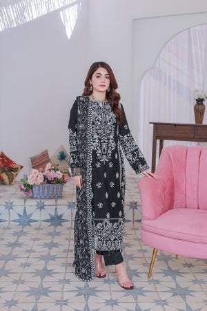Umer Aayan 03-Piece Mahpara Embroidered Black Chiffon Suit