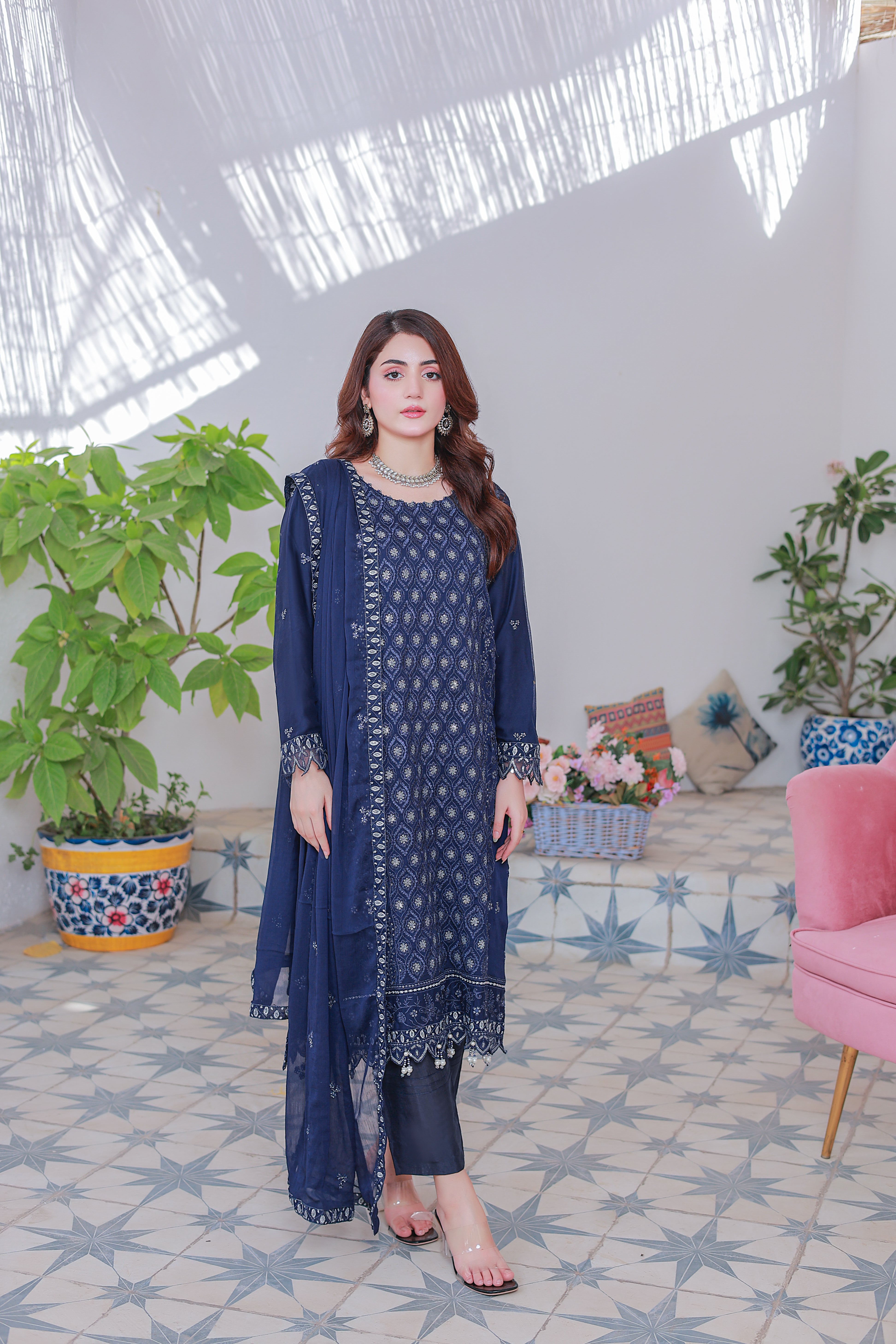 Umer Aayan Mahpara 03-Piece Embroidered Blue Chiffon Suit
