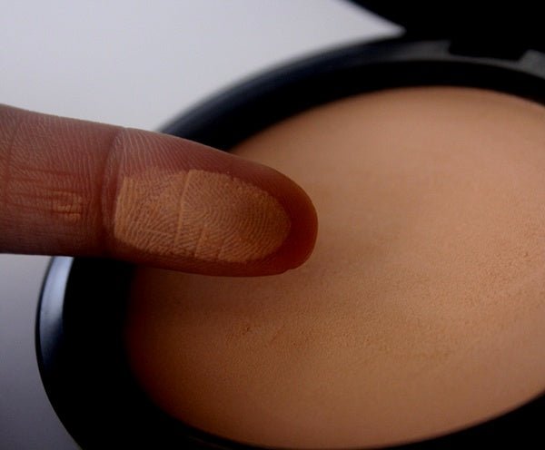 MAC Studio Careblend /Pressed MEDIUM