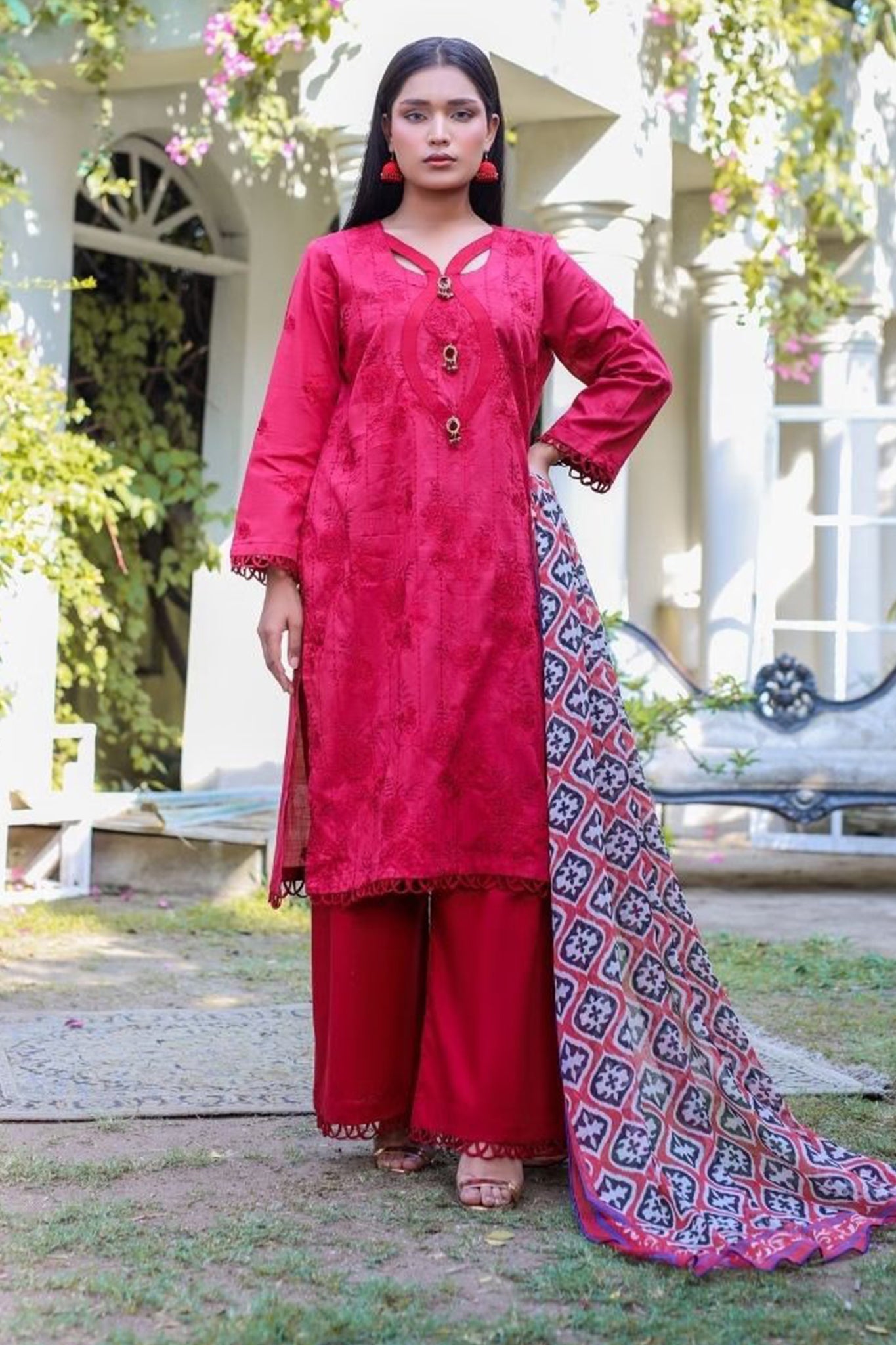 Minahil Unstitched 3 Piece Collection'2025-MC-L-0233