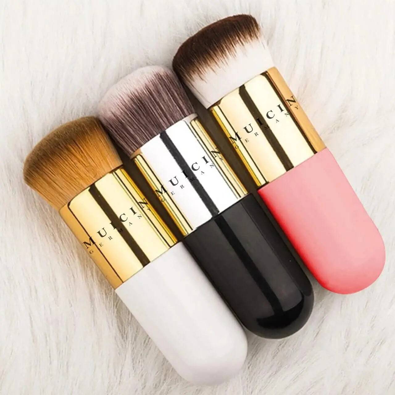 MUICIN - Kabuki Foundation Makeup Brush - My Store