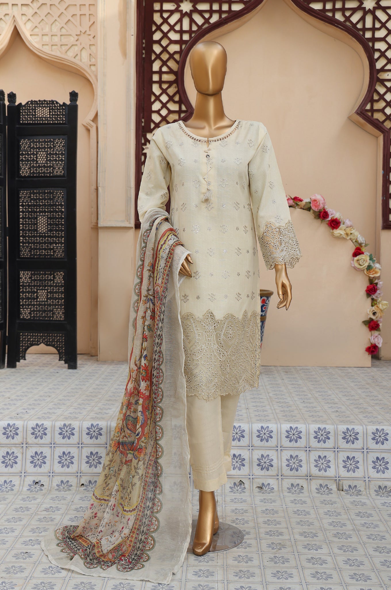 Sumi Stitched 3 Piece Emb Stiff Cotton Collection'2025-SEC-08-Off White