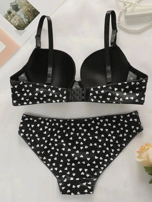 Sajiero Hearts Printed Padded Bra and Panty Set - My Store