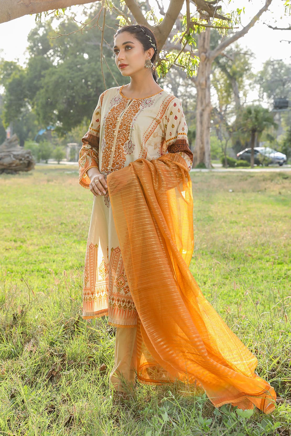 Shaakh By Rashid Textile Digital Embroidered 3 Piece Unstitched Lawn Suit (D-6713)