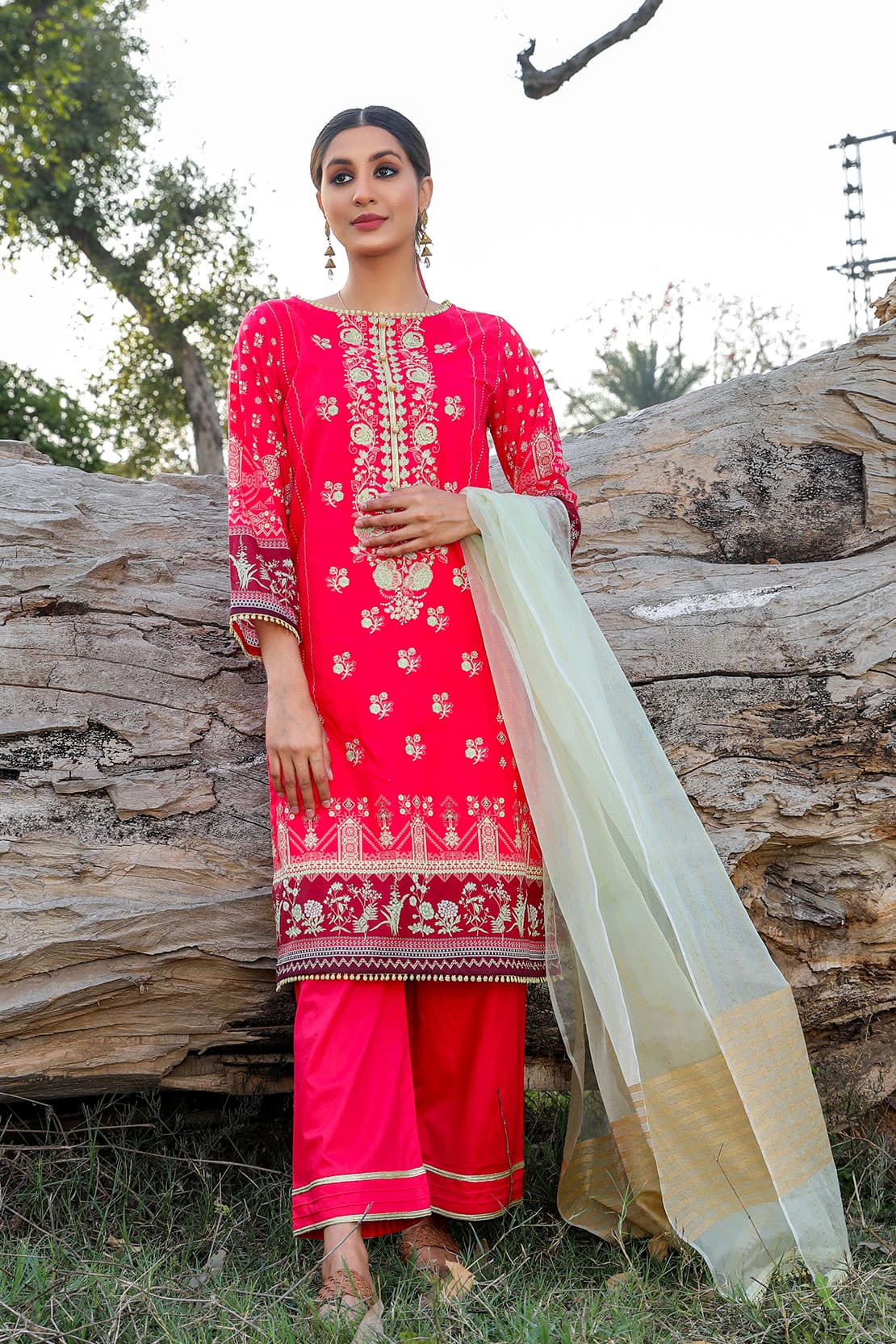 Shaakh By Rashid Textile Digital Embroidered 3 Piece Unstitched Lawn Suit (D-6719)