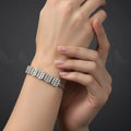 Zeesy Sparkling Cluster Bracelet