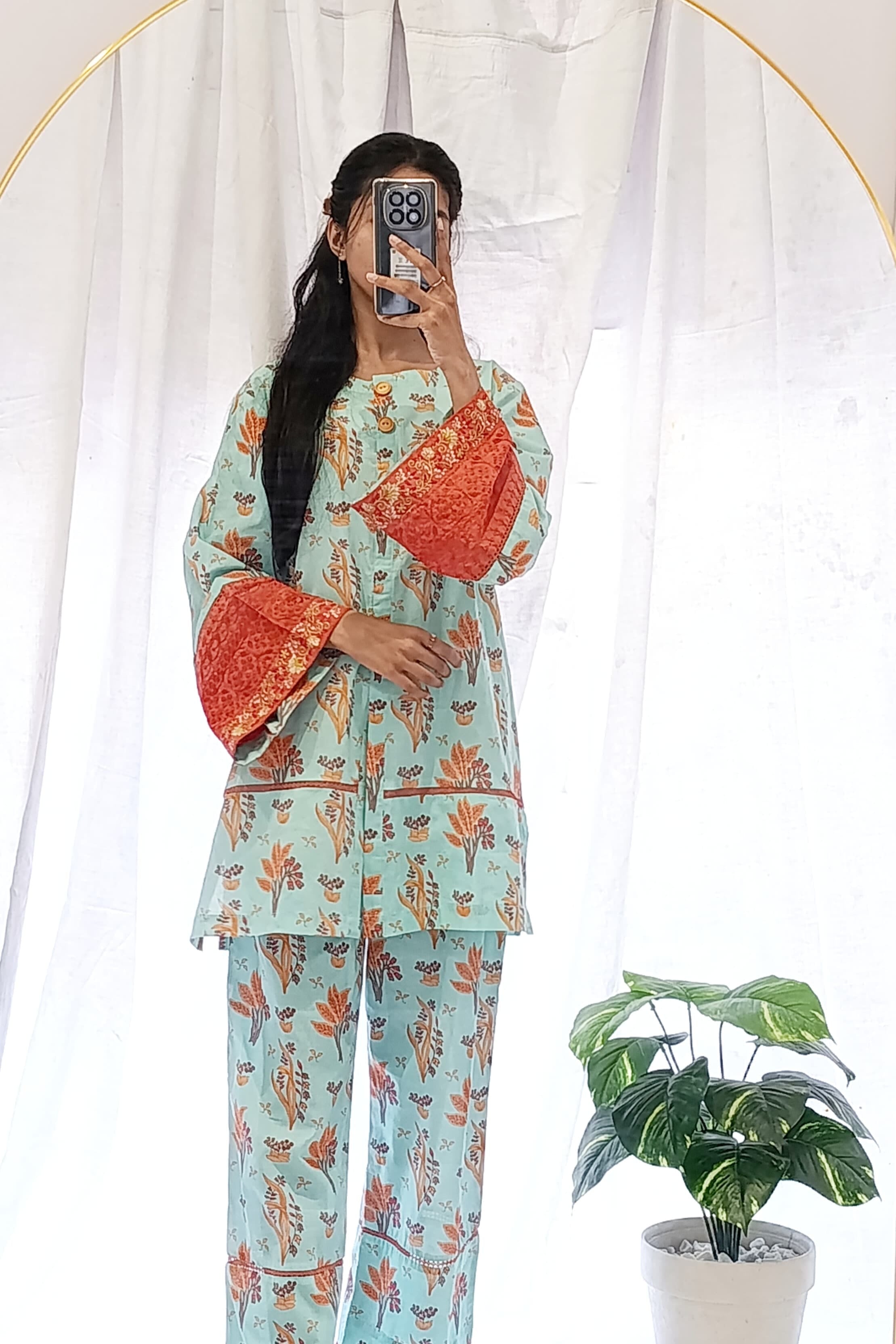 Urban Cut 2 Piece Lawn Embroidered  Co- Ord Set