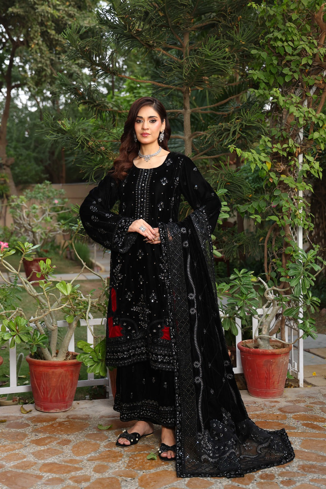 Dr Haris Unstitched 3 Piece Velvet Winter Vol-5 Collection-DRV-013