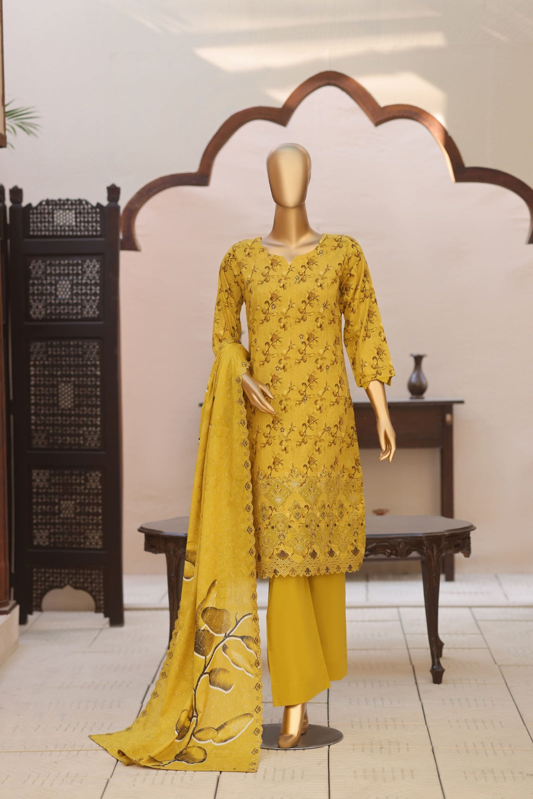 Dr Haris 4D Daman Cutwork Kari Unstitched 3 Piece Lawn Vol-03 Suit-DAM-012