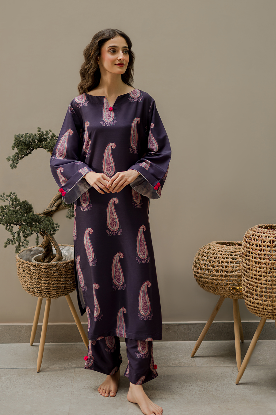 Everywear by Qariney Stitched 2 Piece Collection'2025-Midnight Paisley