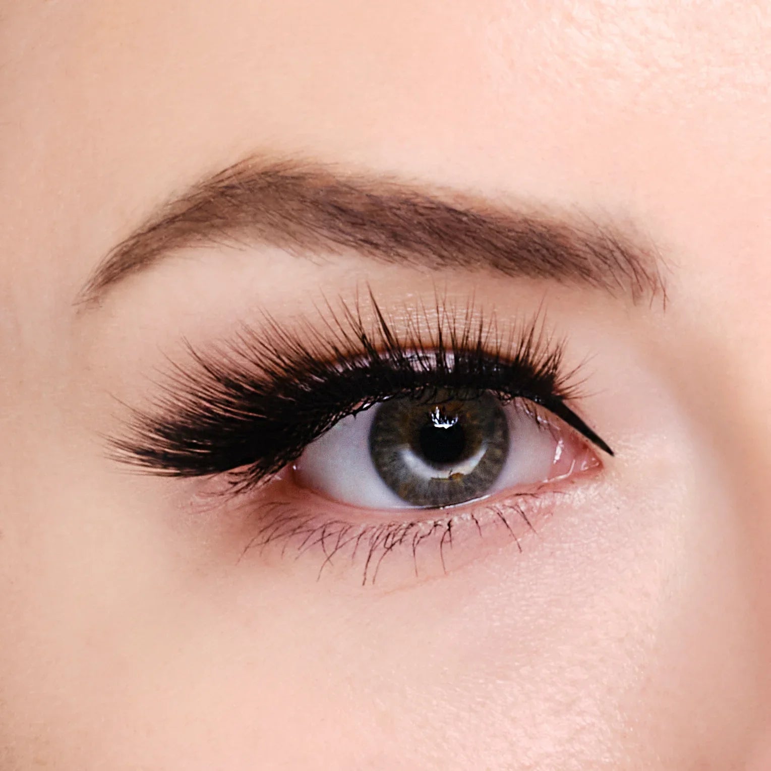 Lurella - Synthetic Eyelashes - Denmark