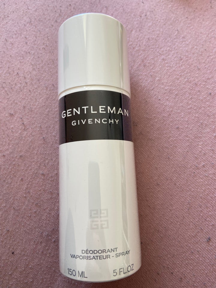 Givenchy Gentleman Deodorant Spray 150Ml