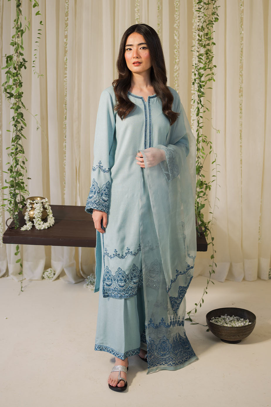 Chamak Dhamak By Pashma Khan Eid Collection'2025-Parizah