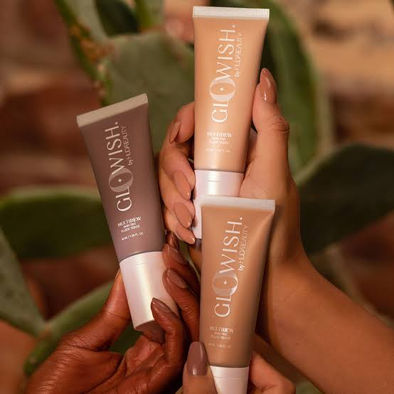 Huda Beauty Glowish Multi Dew Tint Foundation