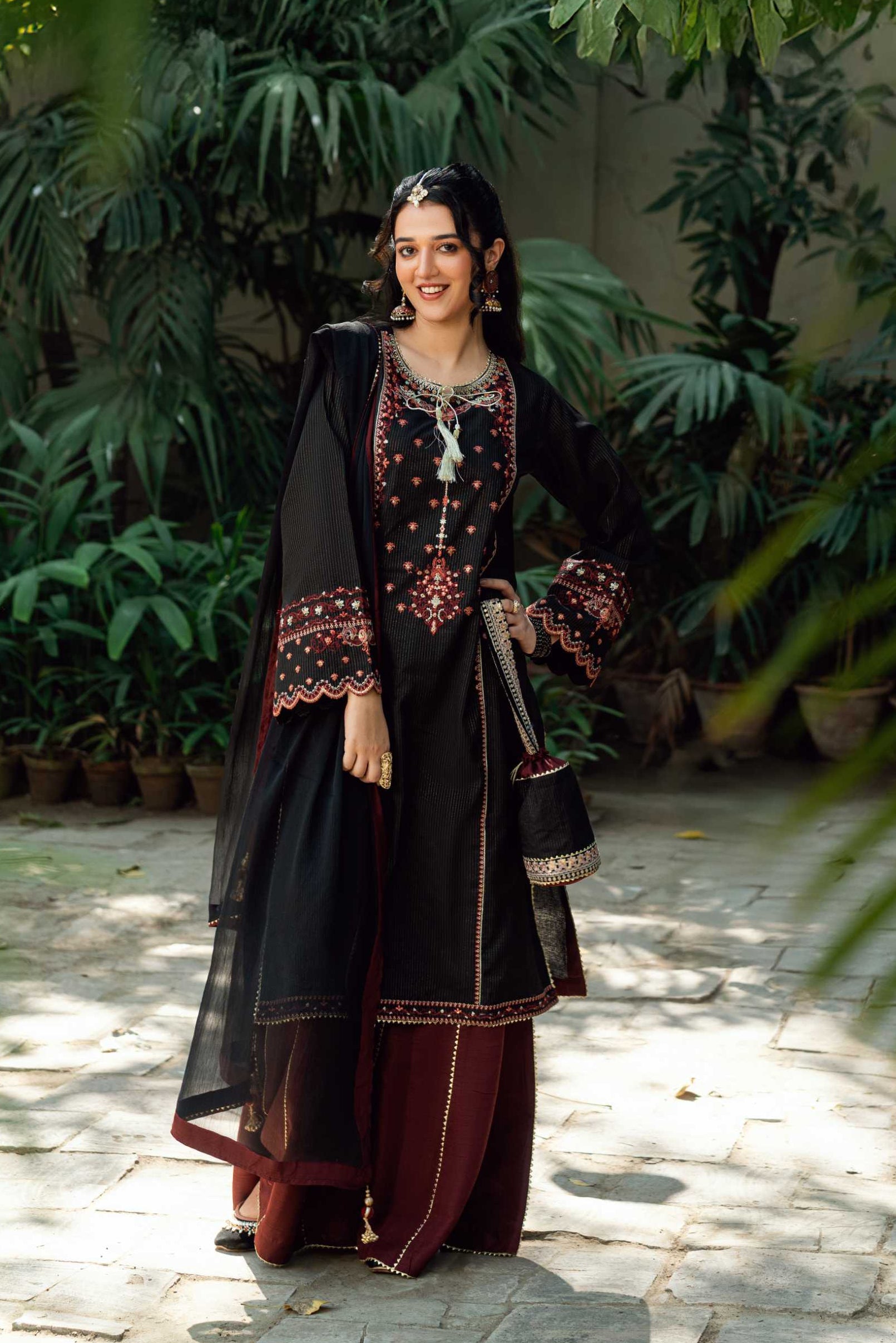 Paranda Omal By Komal Stitched 3 Piece Festive Suit-Marjan
